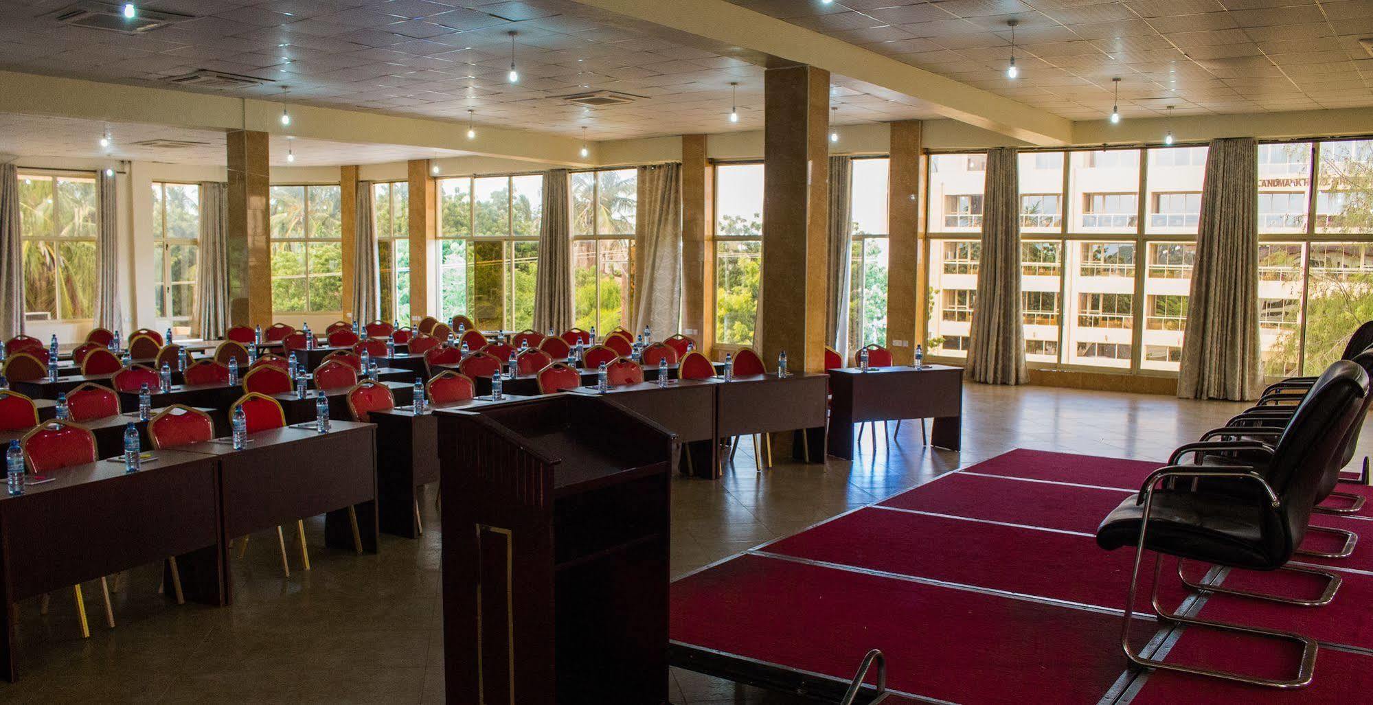 Landmark Mbezi Beach Resort Dar es Salaam Esterno foto